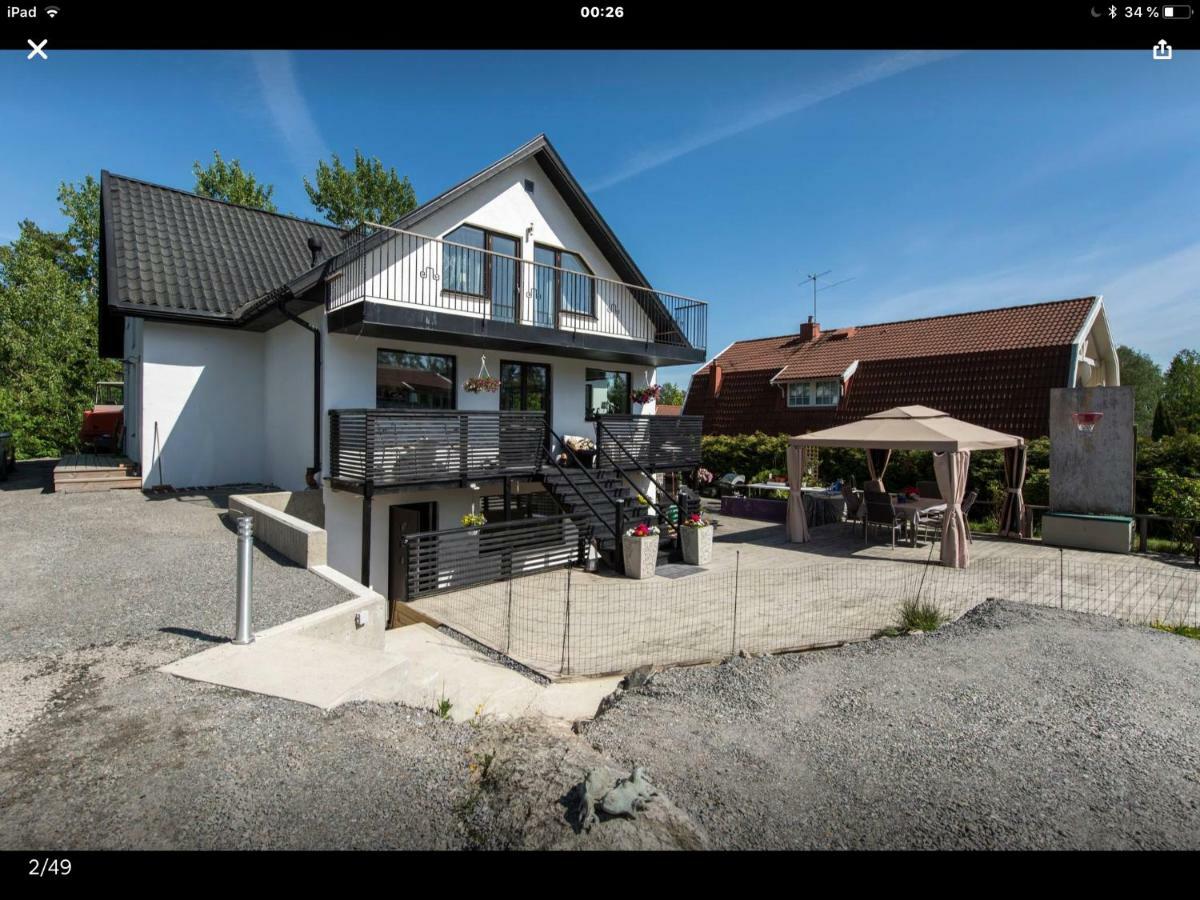 Lagenhet I Villa Pa Fornudden Tyreso Eksteriør billede